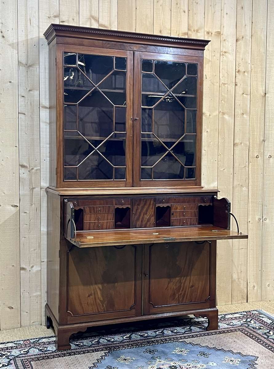 Nineteenth-century English mahogany scriban