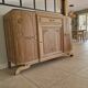 very much in the Art Deco style