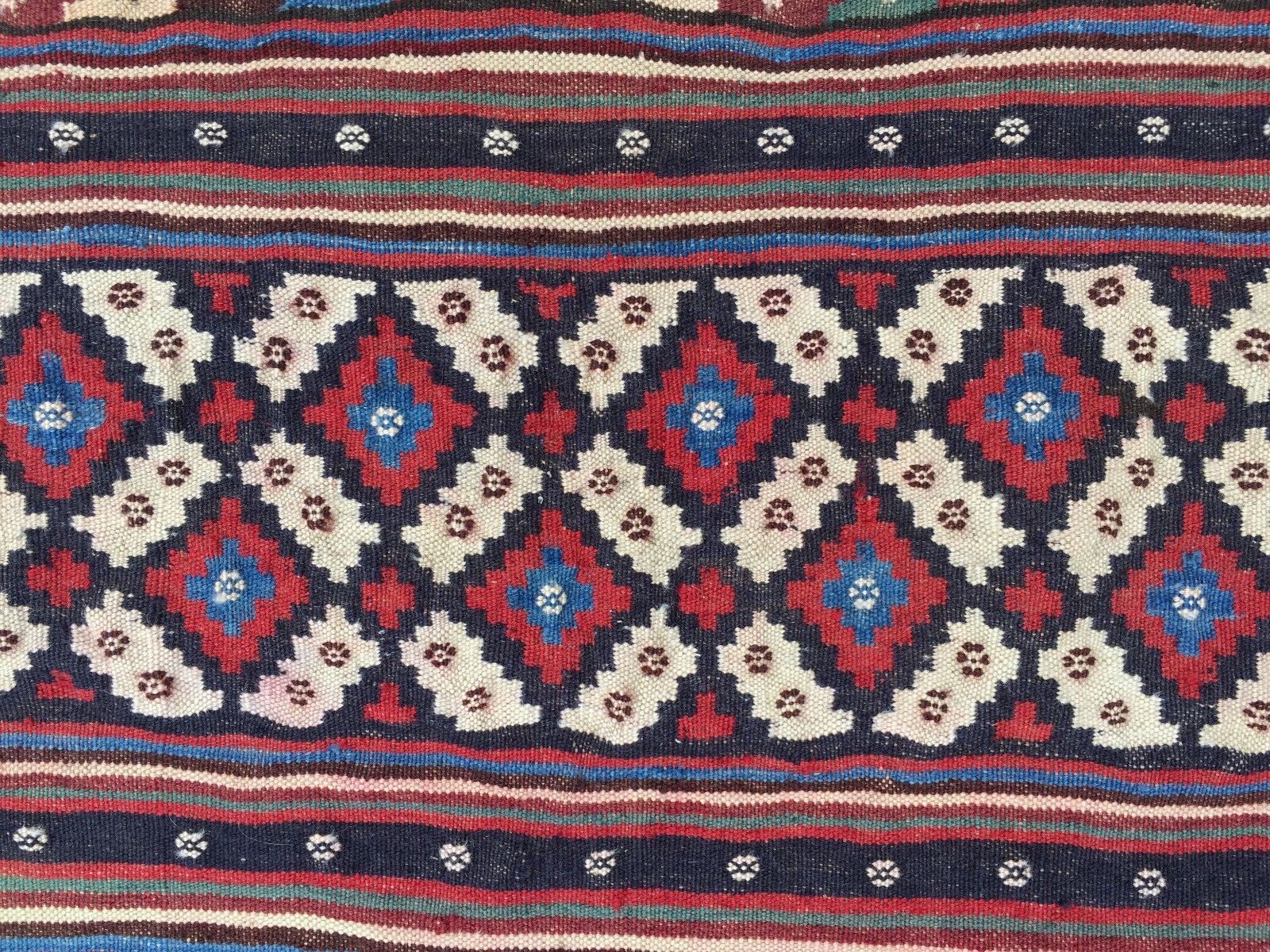Vintage Turkish Kilim Rug 210x160cm shabby chic wool, country home, boho