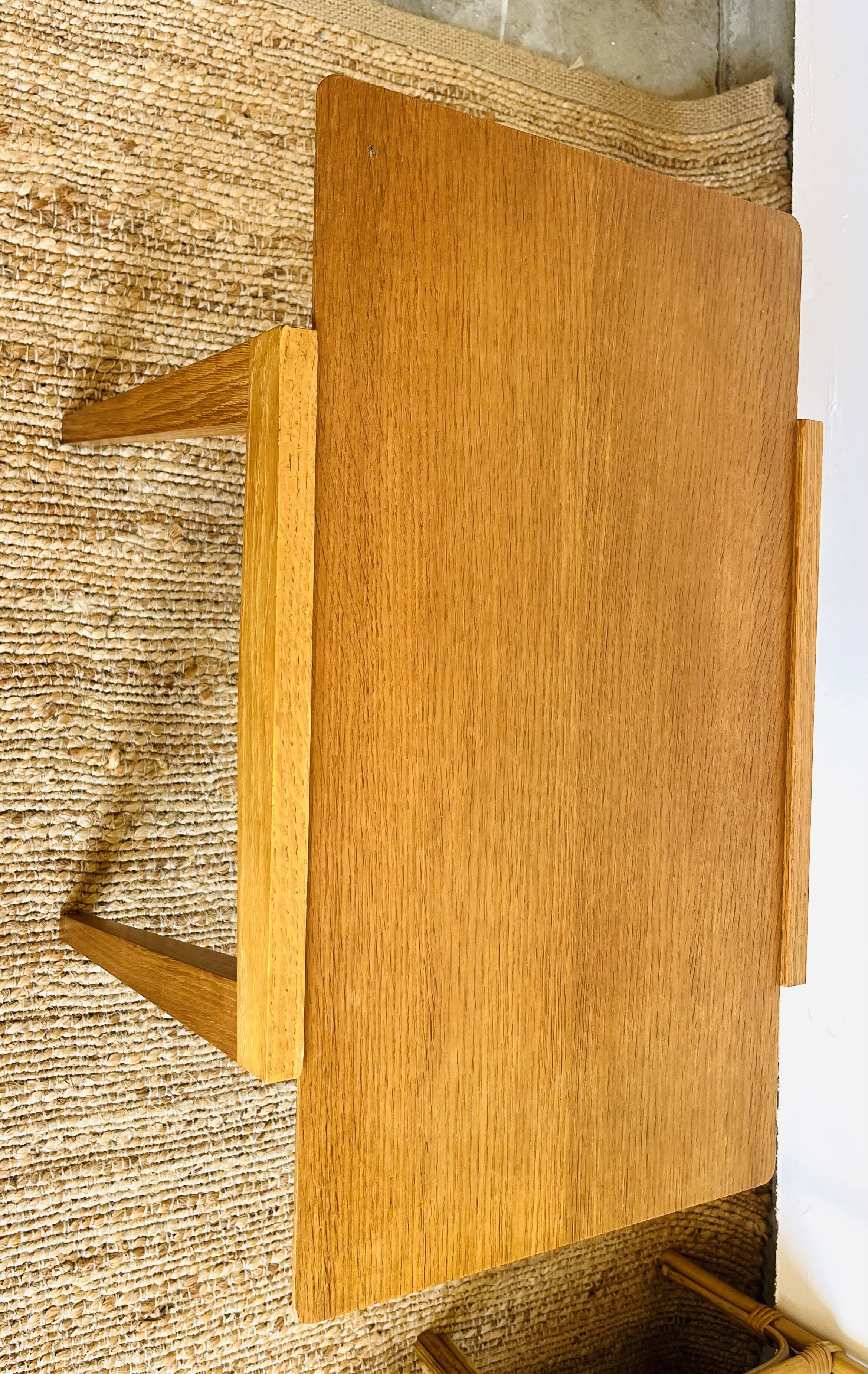 Scandinavian wooden side table – 70s - 629006