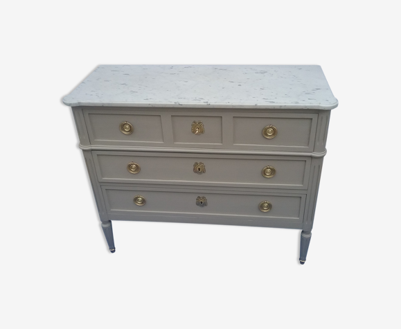 Commode style Louis XVI