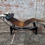 Cassina LC4 Le Corbusier Salon