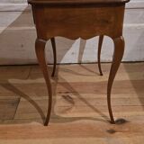 Table d'appoint.