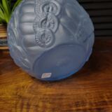 Vases art déco en persglas bleu givré avec décor floral