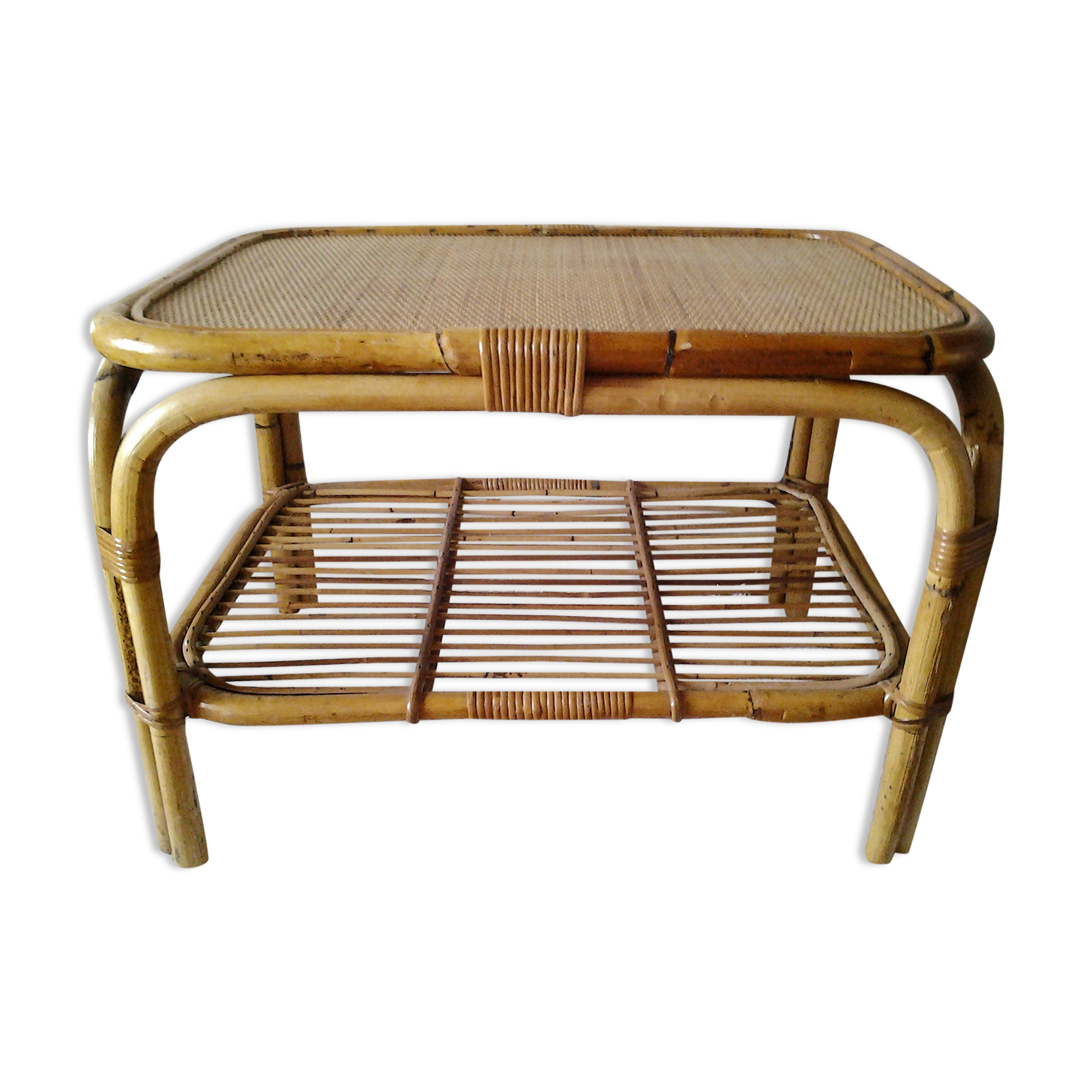 Coffee table in rattan and bamboo