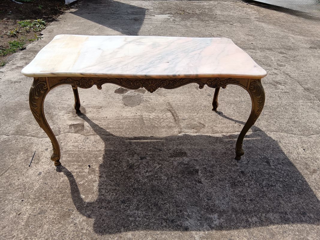 Marble coffee table