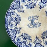 Gien - cup on pedestal - monogram C