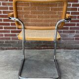 Cesca chair B64 with armrests by Marcel Breuer Design