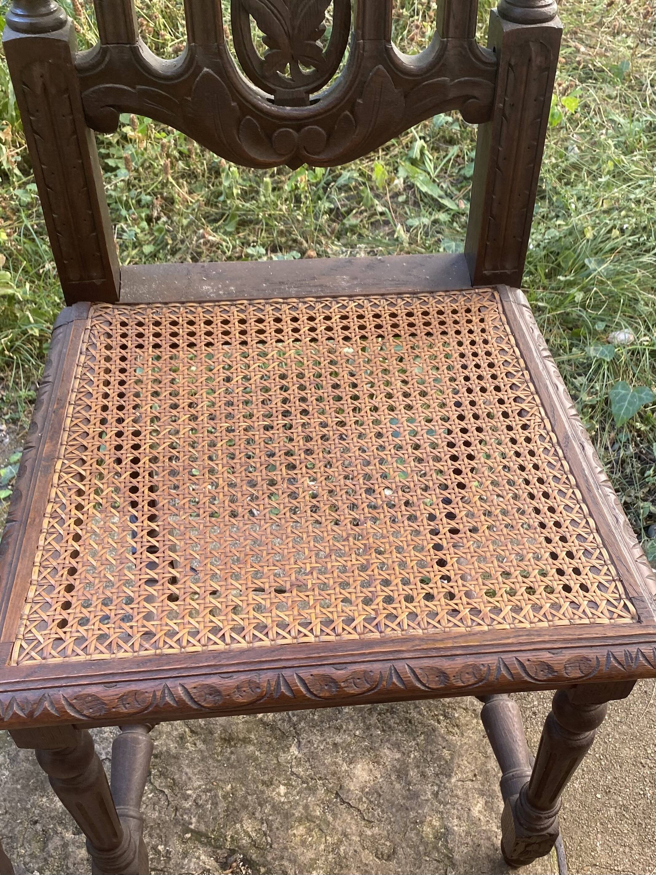 Antique chairs in the Henri II style