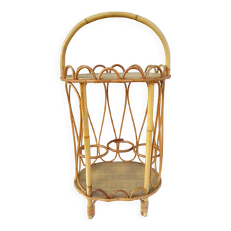 Rattan bottle holder