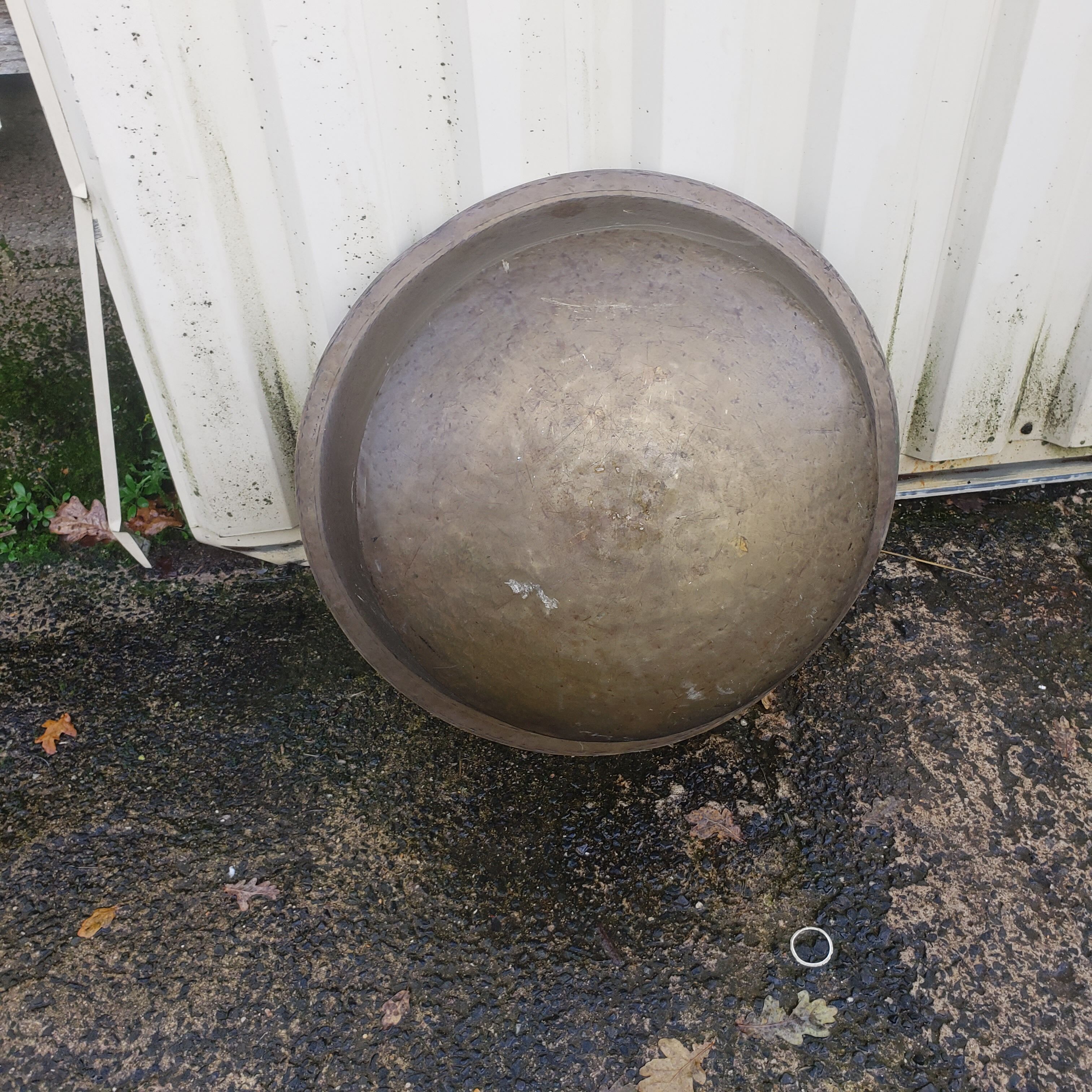 Hammered brass basin