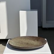 Plat en céramique vert indonésien D:26,5