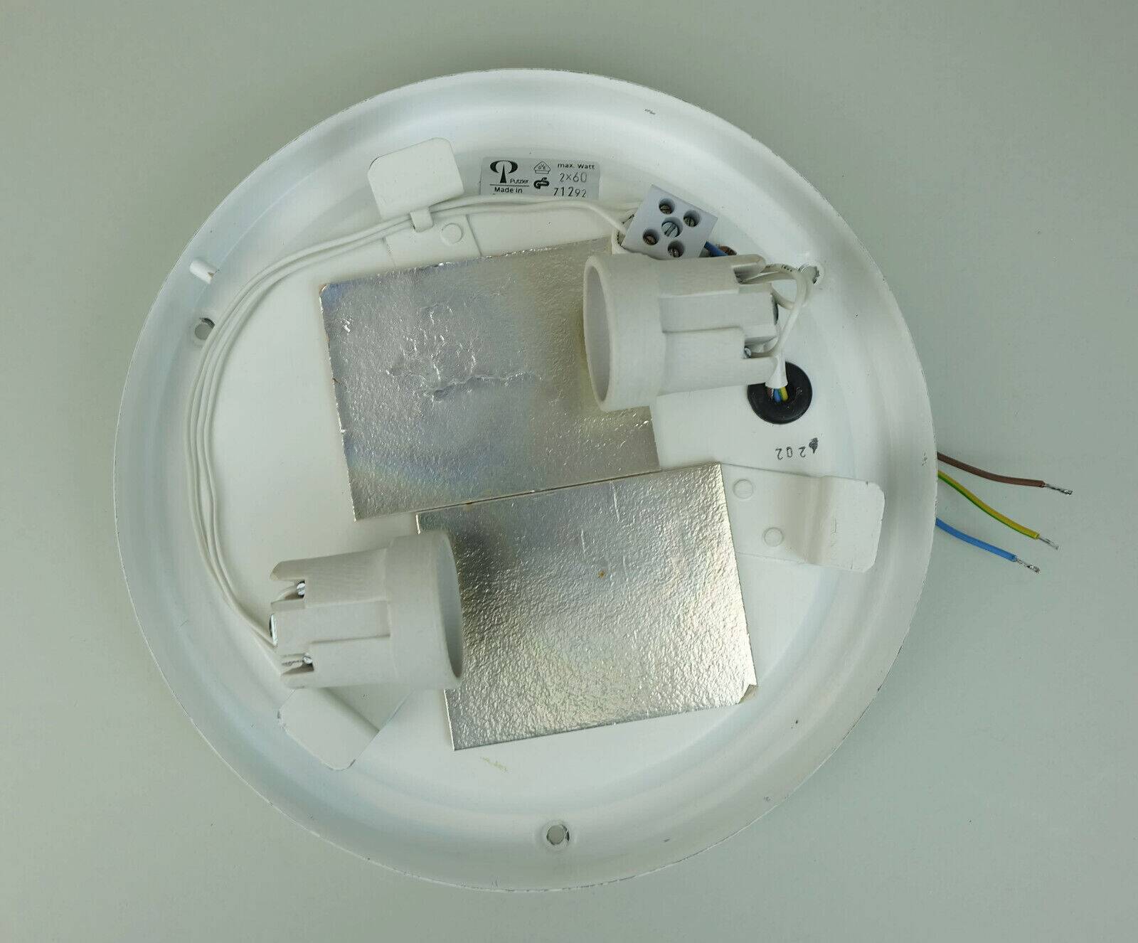 Putzler flush mount plafonnier verre blanc verre satiné années 1970 1980