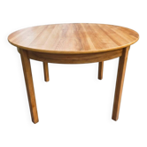 Scandinavian extendable oak table from the 1960s (butterfly extension)