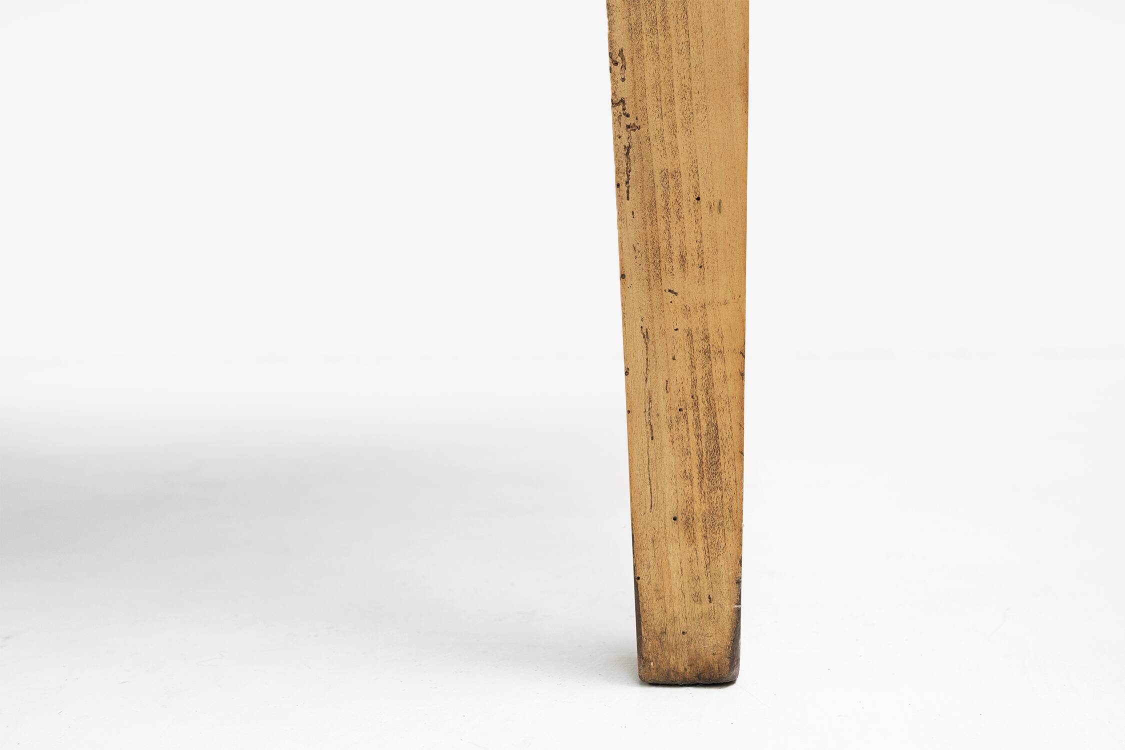 Grande table de ferme rustique en bois d'orme, France vers 1800