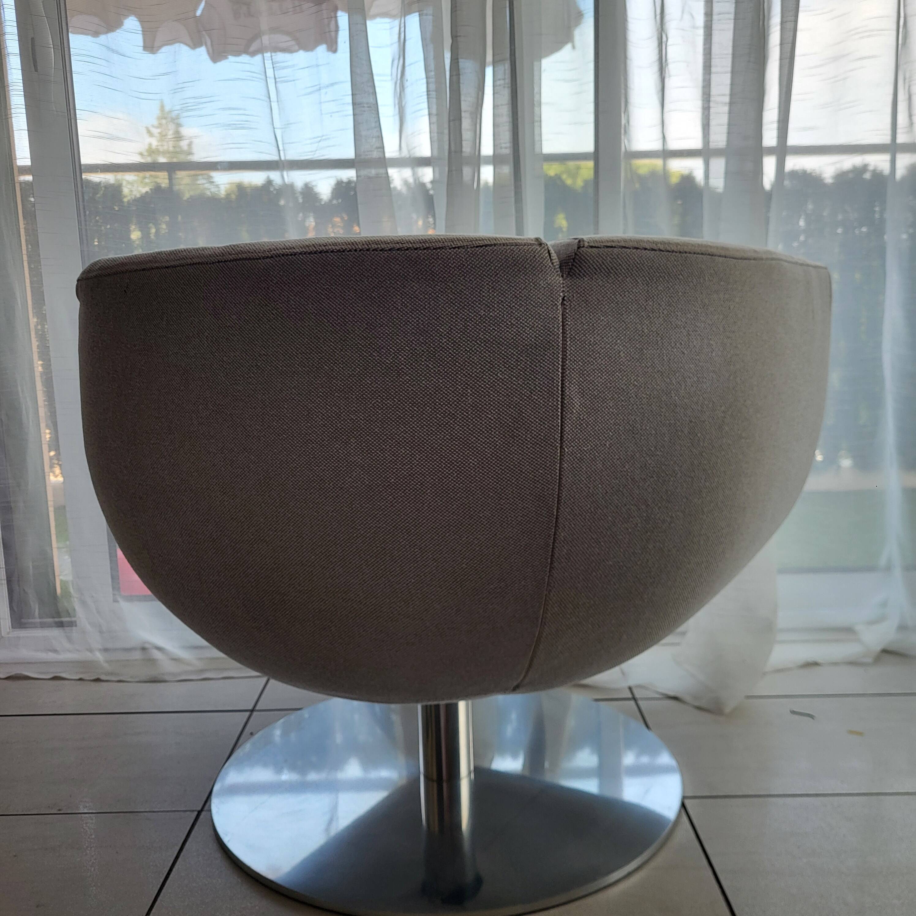 B&B Italia Tulip Armchair