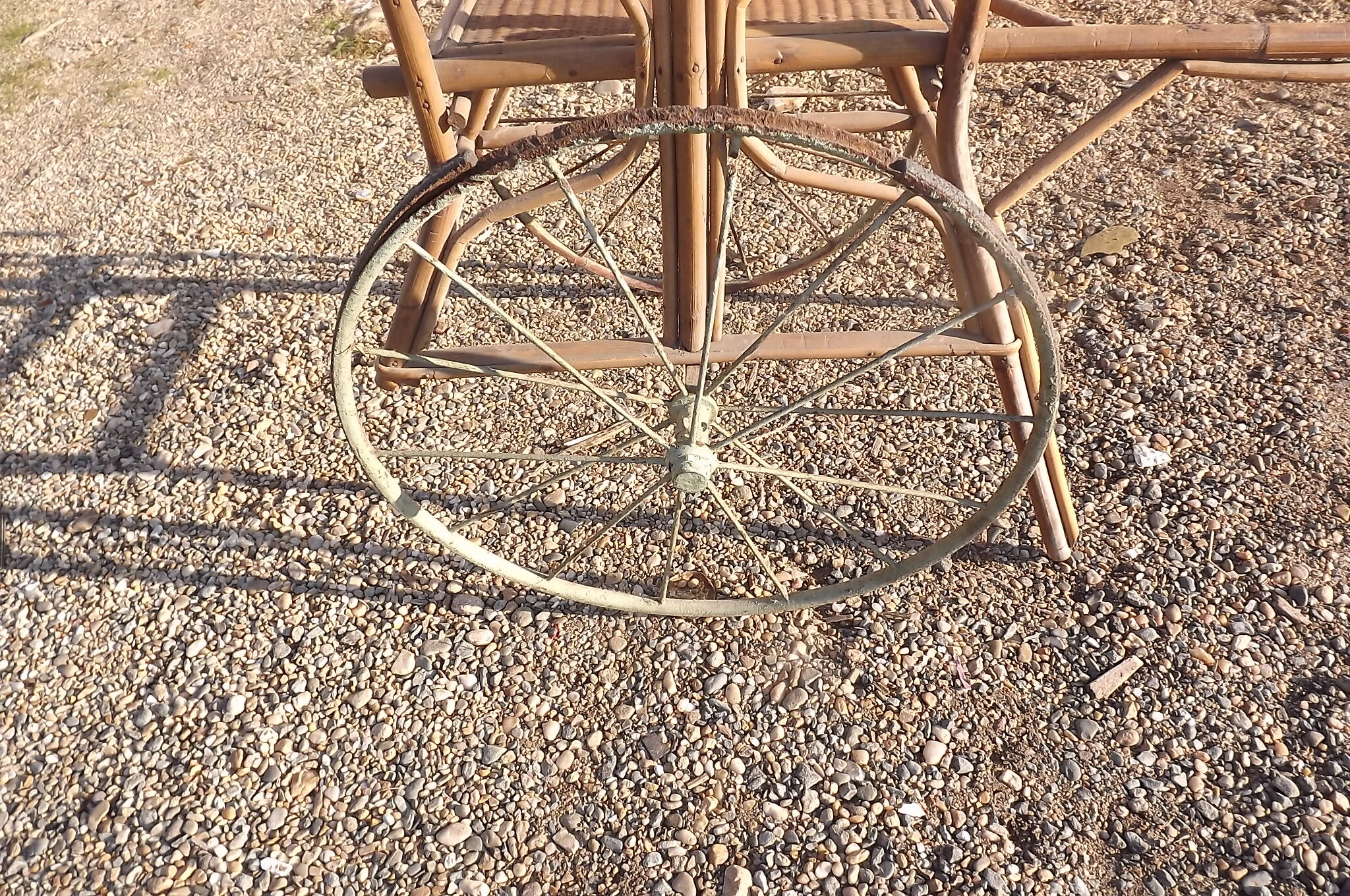 Child cart in bamboo and osier 1900