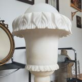Albatre lamp and its globe