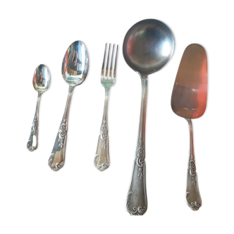 Cutlery set of 50 silver metal