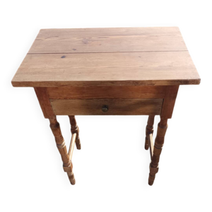 Petite table à abattant