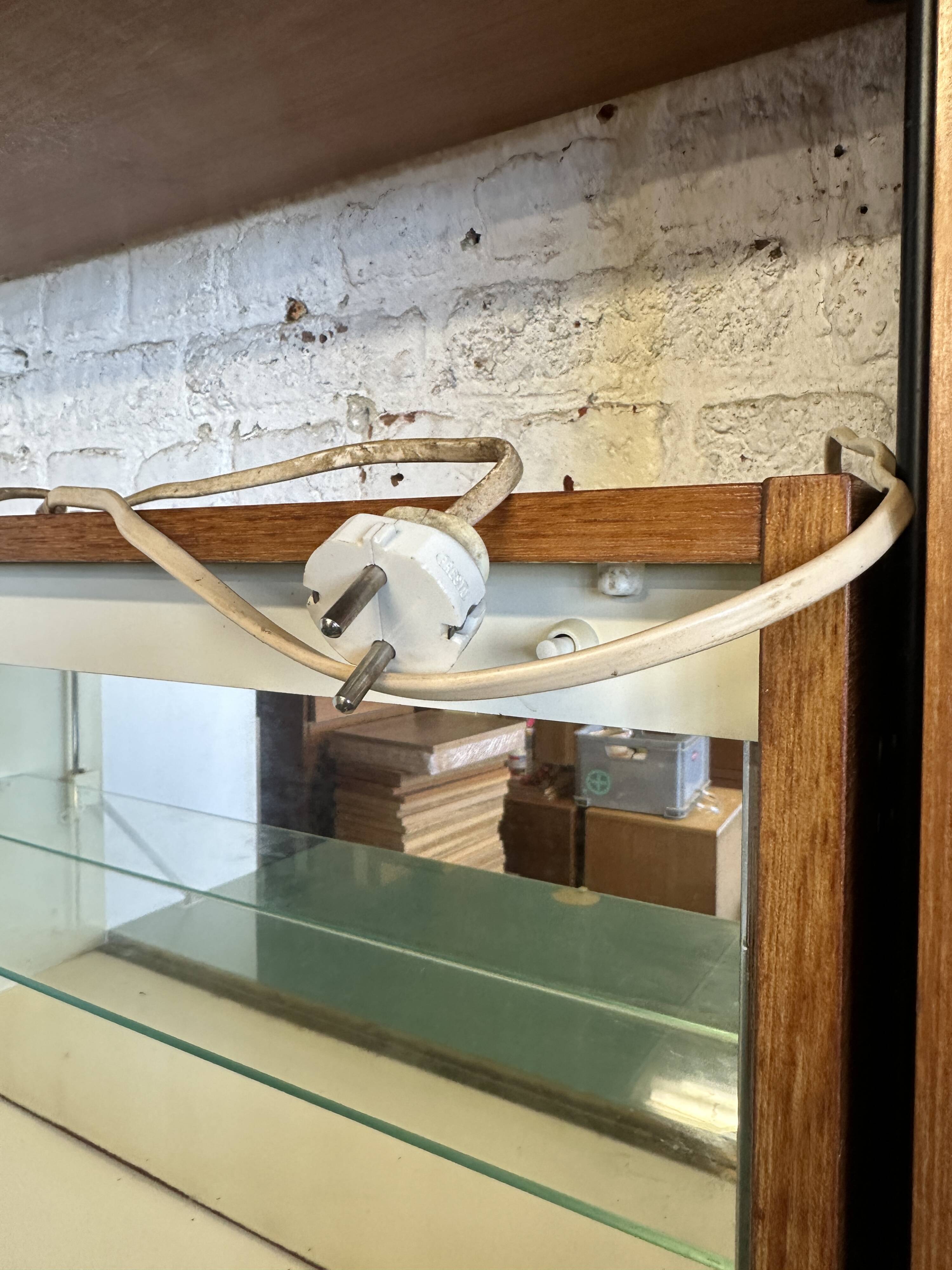 Bookcase DDR Omnia 1960 vintage