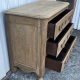 Louis XV chest of drawers in solid oak, late 18th century – Loire Valley