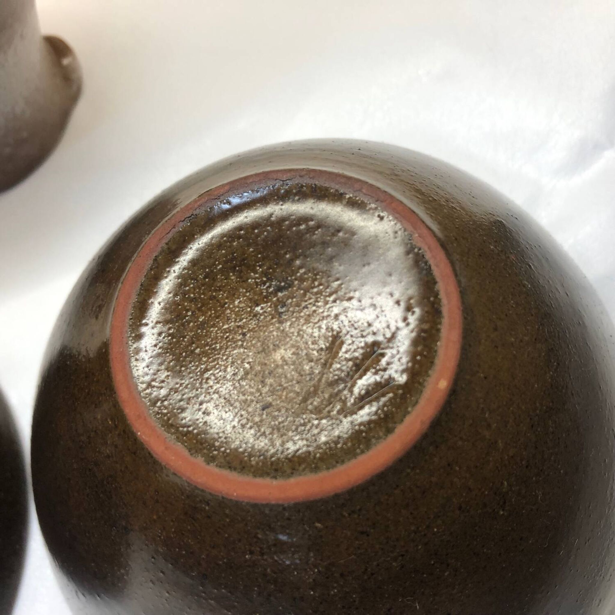 Pichet et bols en céramique de Maredsous