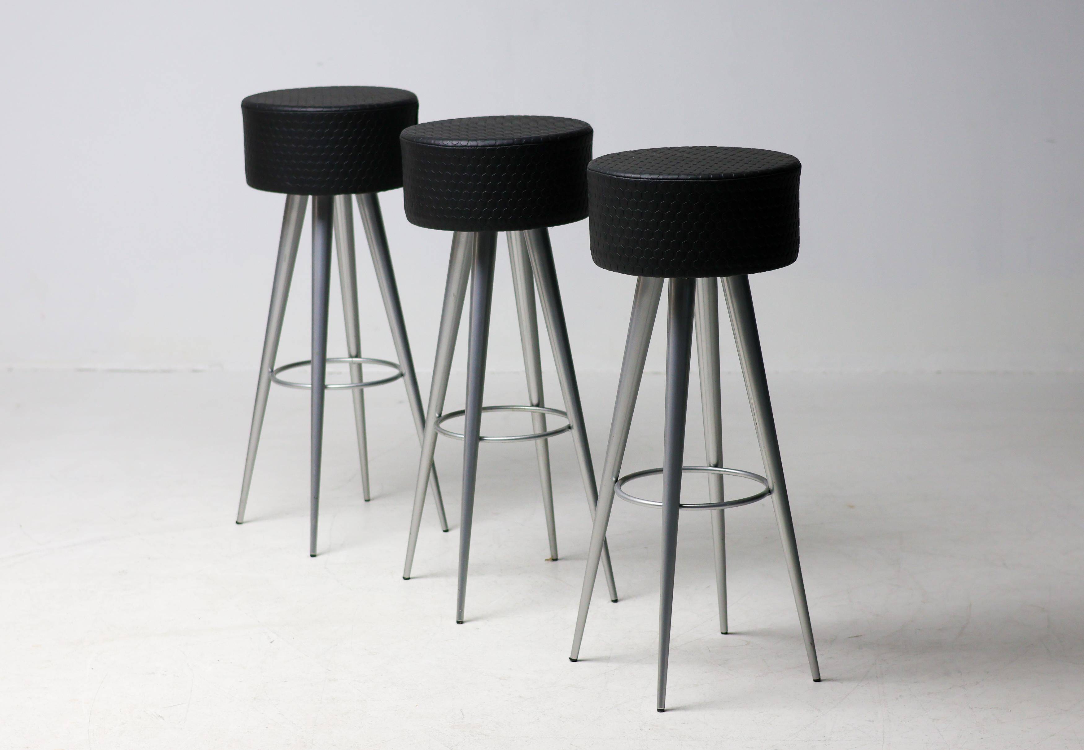 Ensemble de trois tabourets de bar par Maurizio Peregalli pour Zeus Noto.