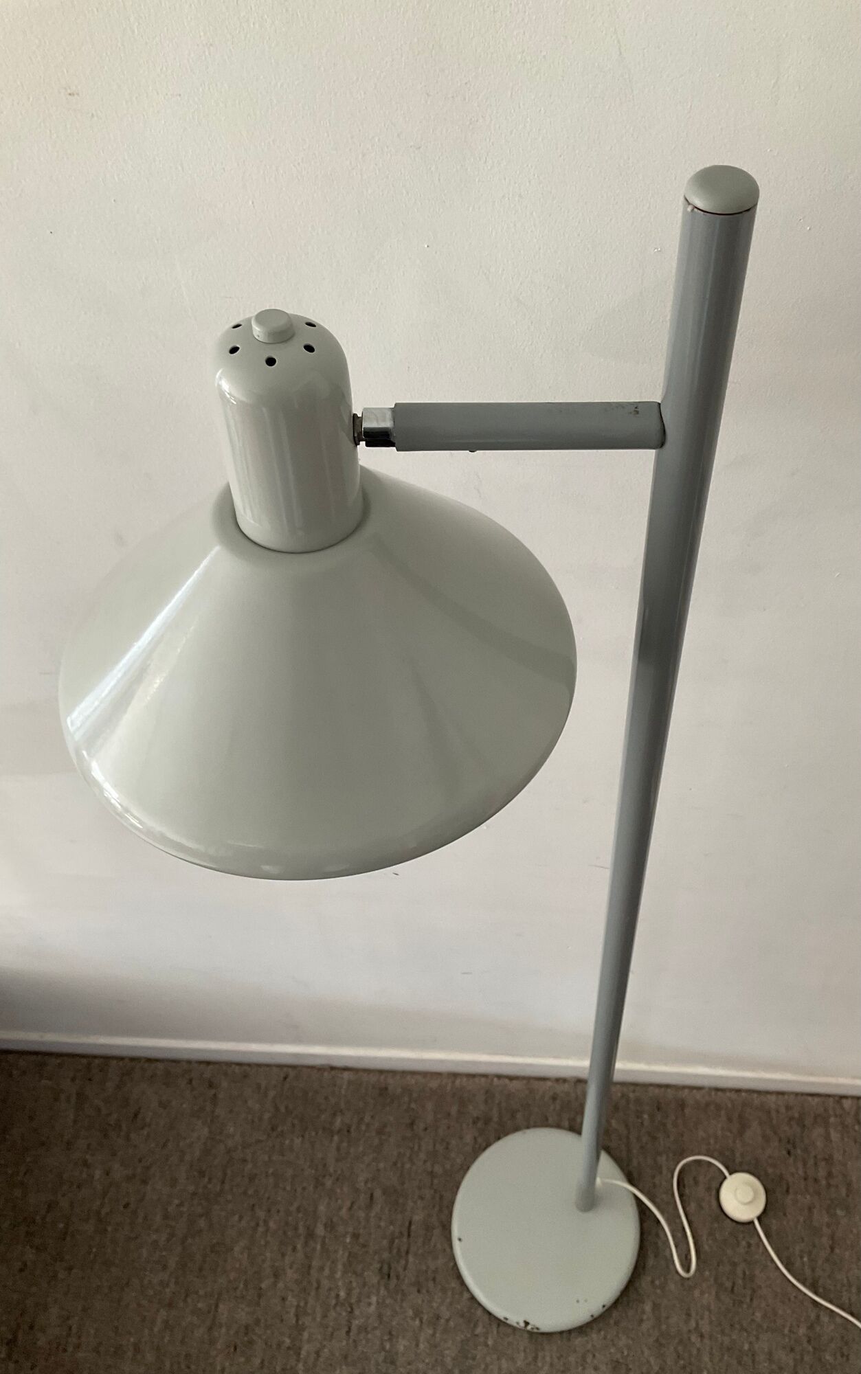 Lampadaire vintage années 70-80 en métal gris