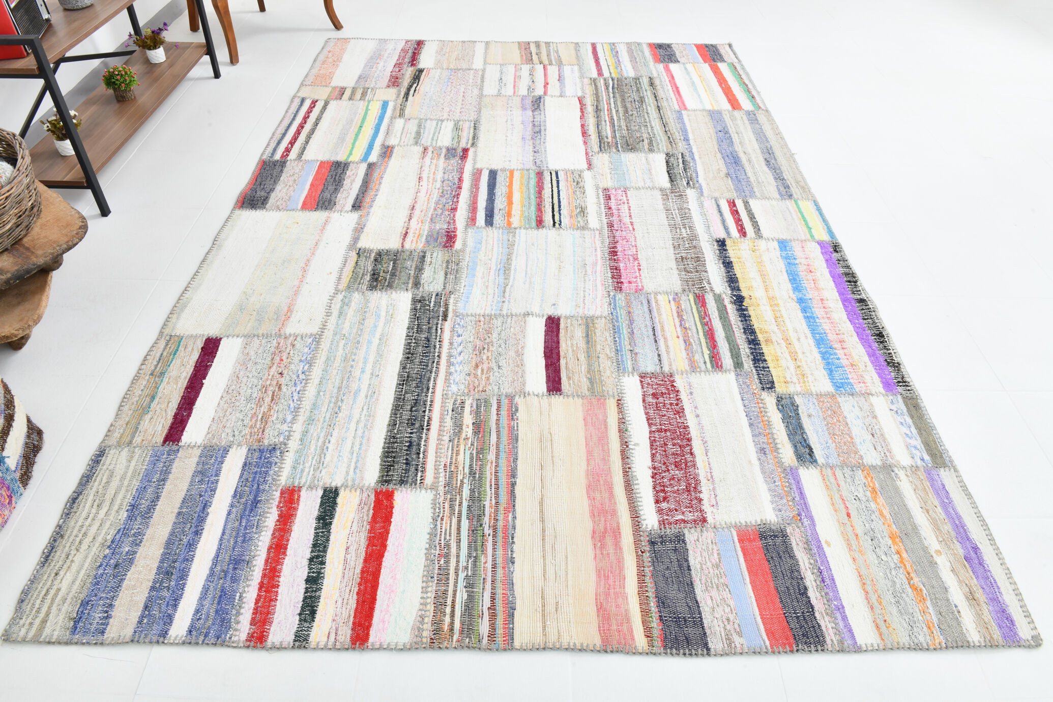 Bohemian ethnic rug 308x207cm