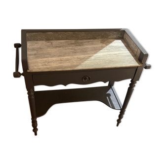 Toilet table