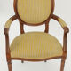Fauteuil cabriolet de style Louis XVI