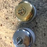 Interrupeurs annee 1950/1960 porcelaine, inox, laiton