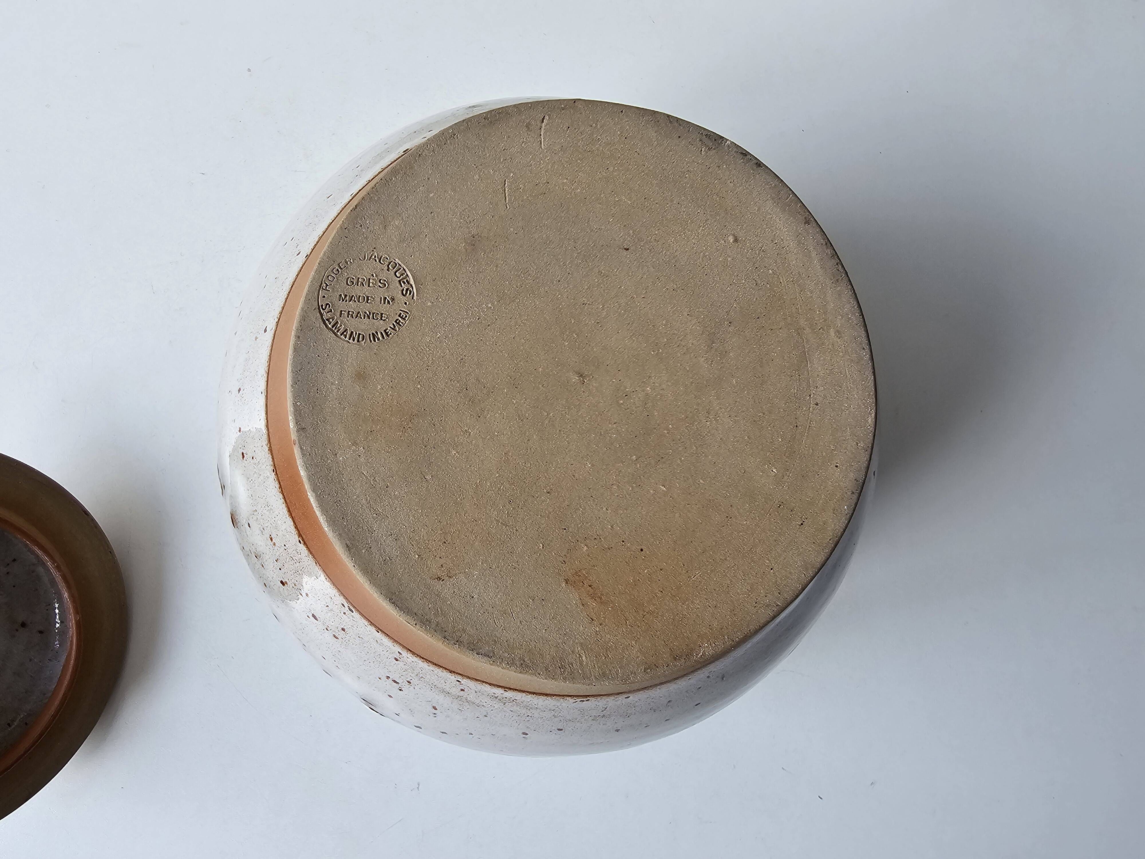 Soupière en grès céramique Signée Roger Jacques (Puisaye)