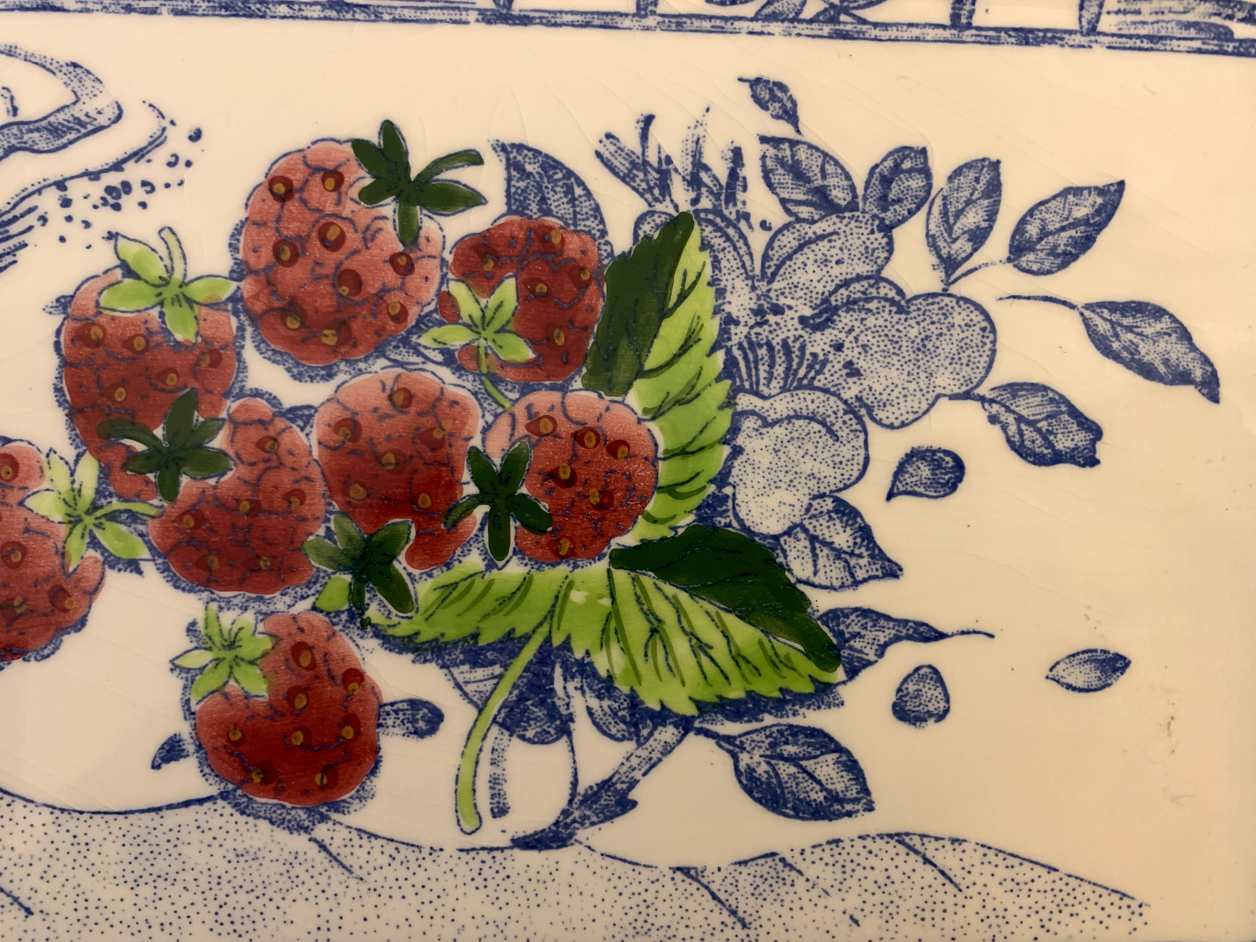 Gien cake dish, blue bird and fruit, design Isabelle de Borchgrave