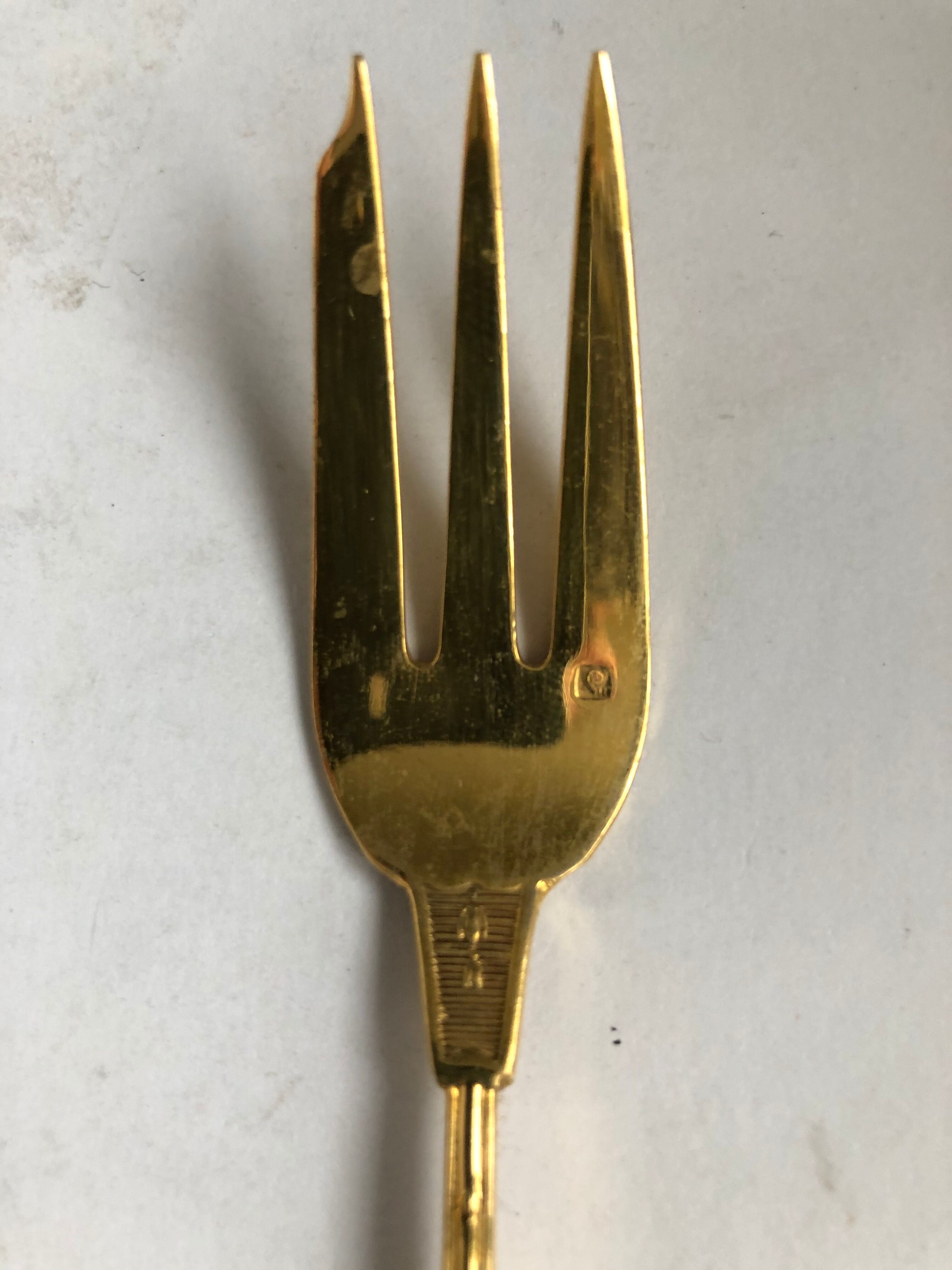 Vermeil cake service