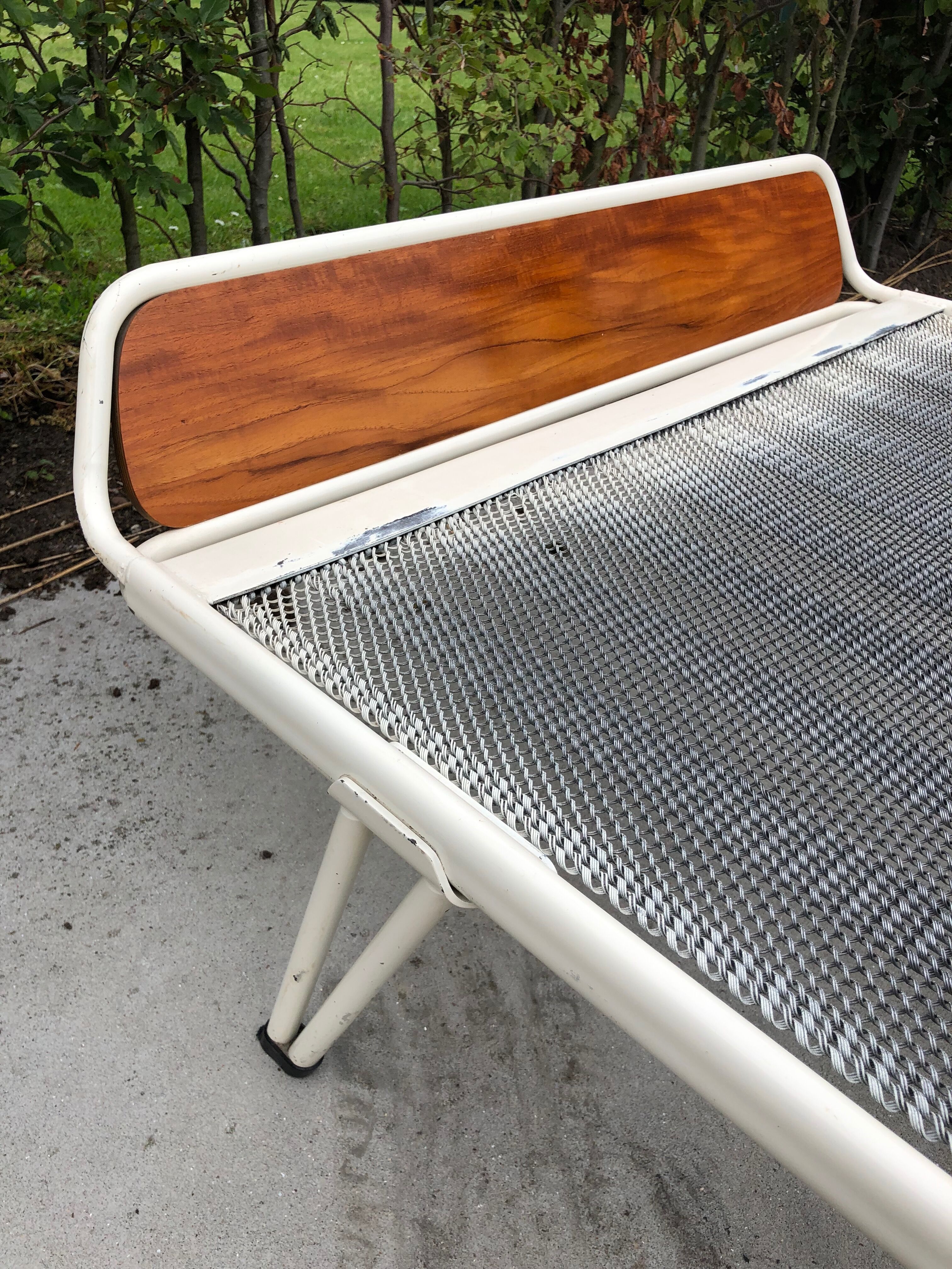 Vintage meridian in teak steel steel hairpin country leg down 60s