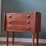 Scandinavian chest of drawers