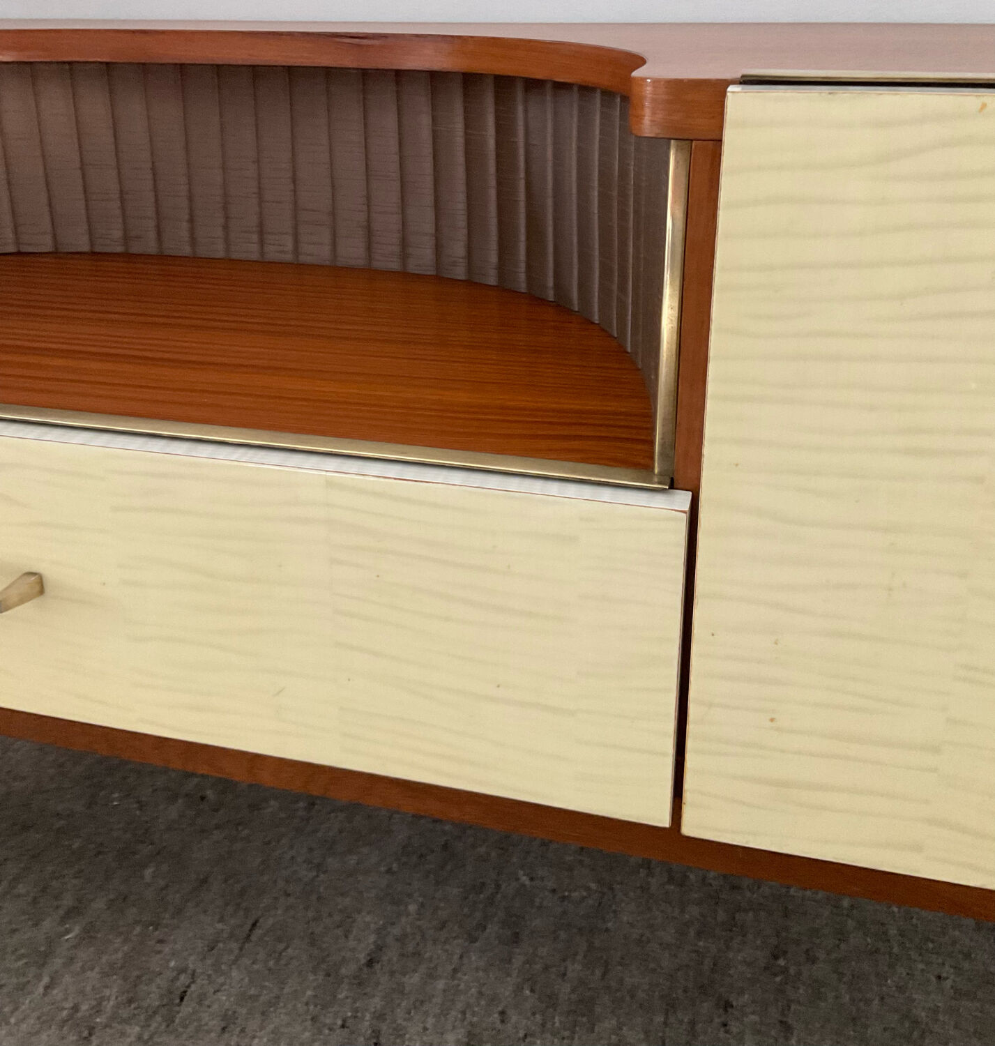 Enfilade vintage tv furniture from the 60s