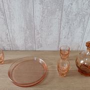Complete liqueur service in rosaline