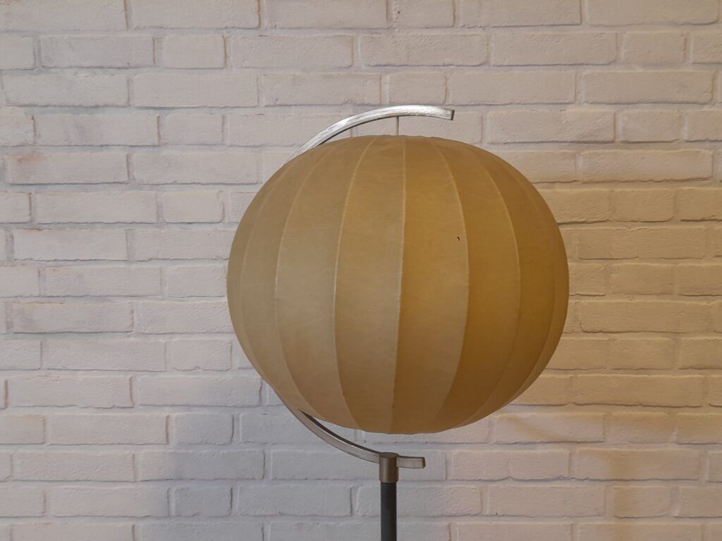 Artiforte Cocoon Floor Lamp