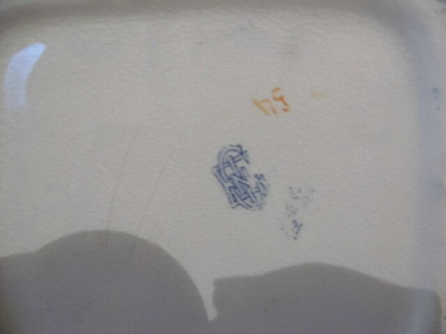 Vase, pottery vase in Gien earthenware, antique Gien.