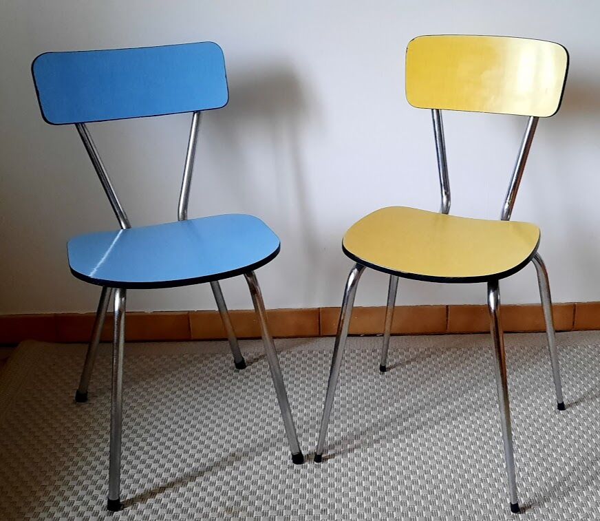 Set of 2 formica chairs