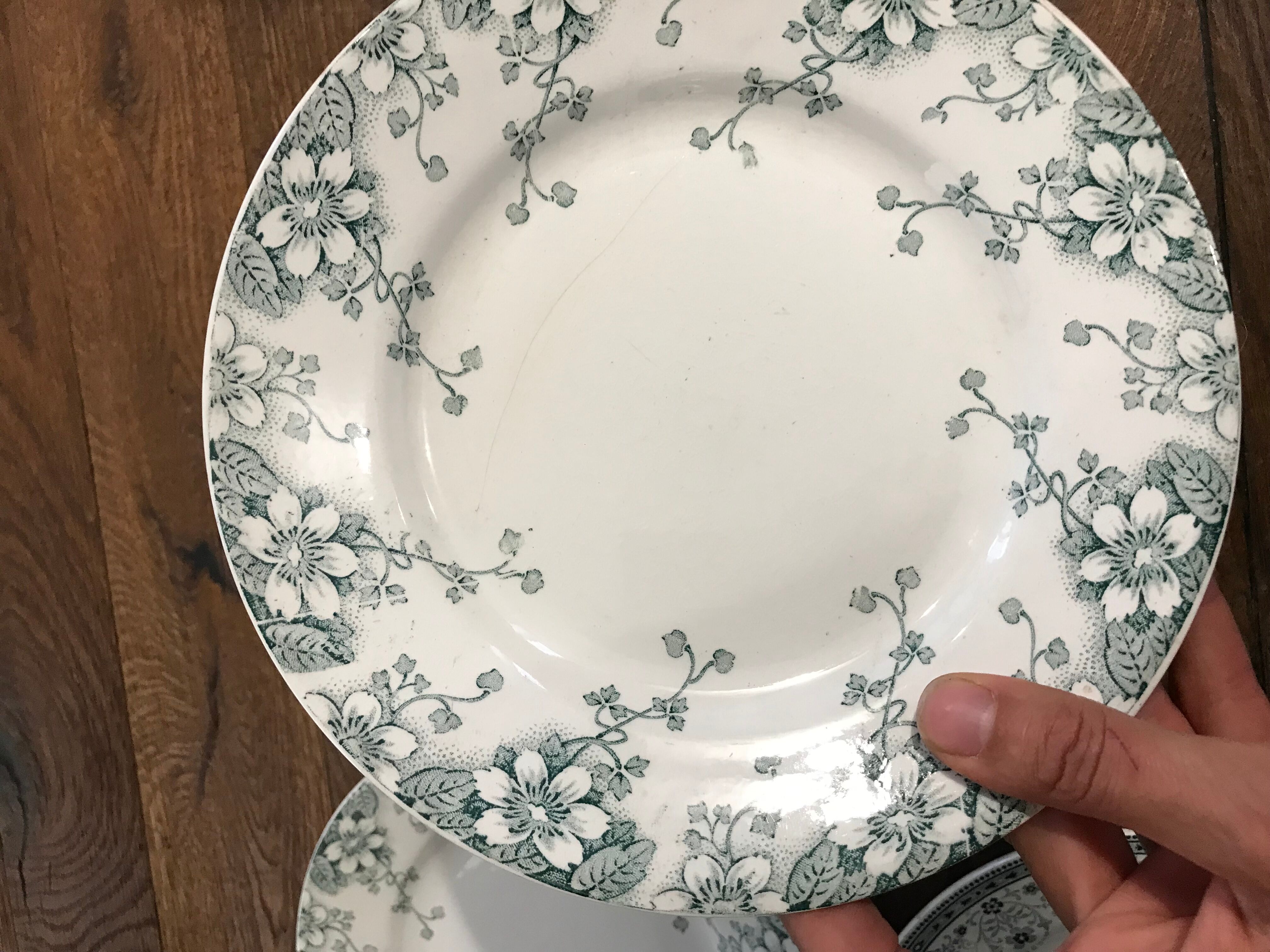 4 plates for dessert Saint Amand