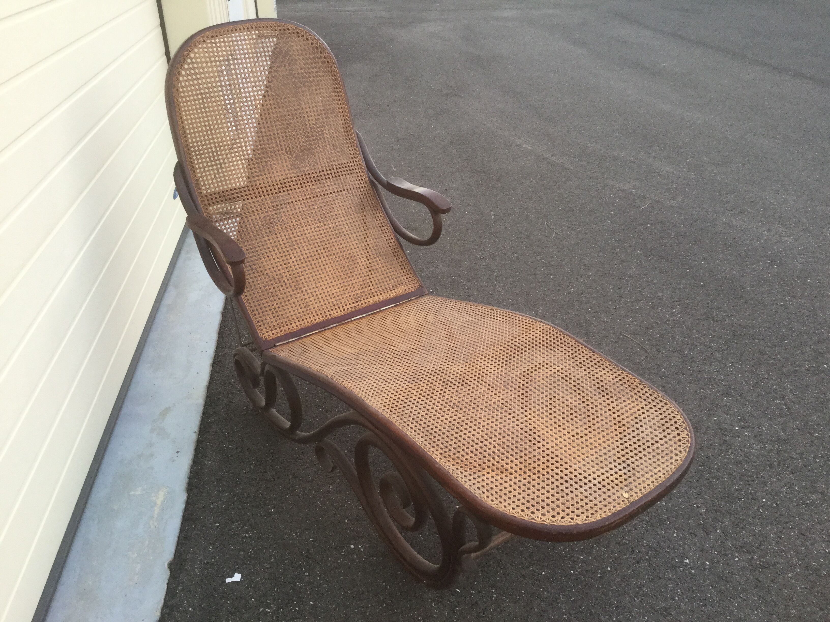 Chaise longue