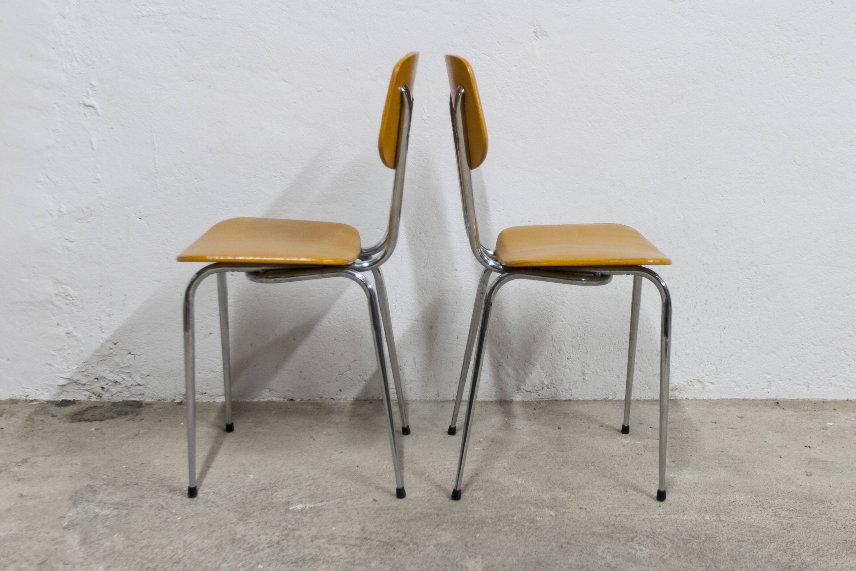 Pair of mustard-colored 70s welded Skai chairs