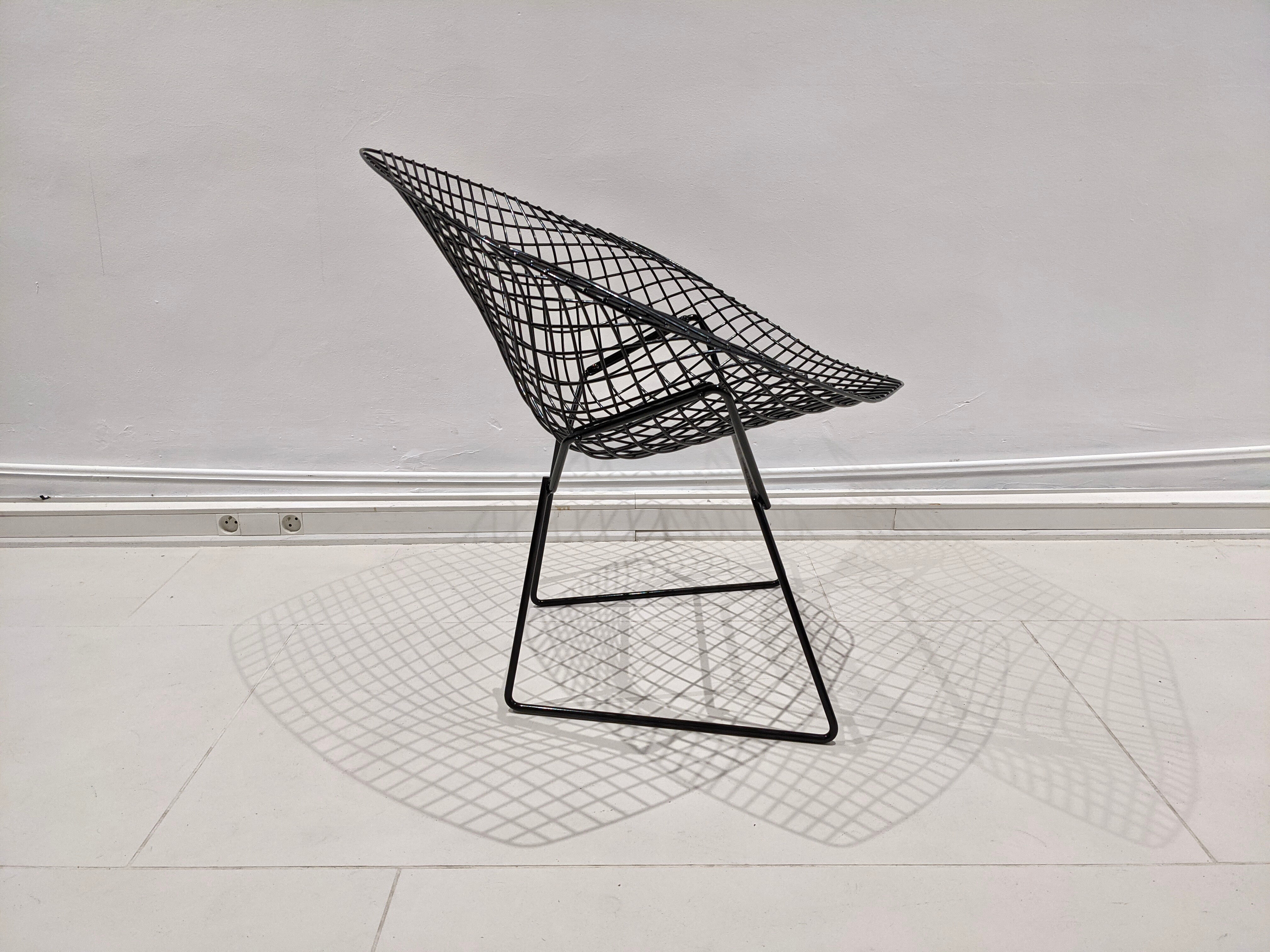 Harry Bertoia Diamond armhair