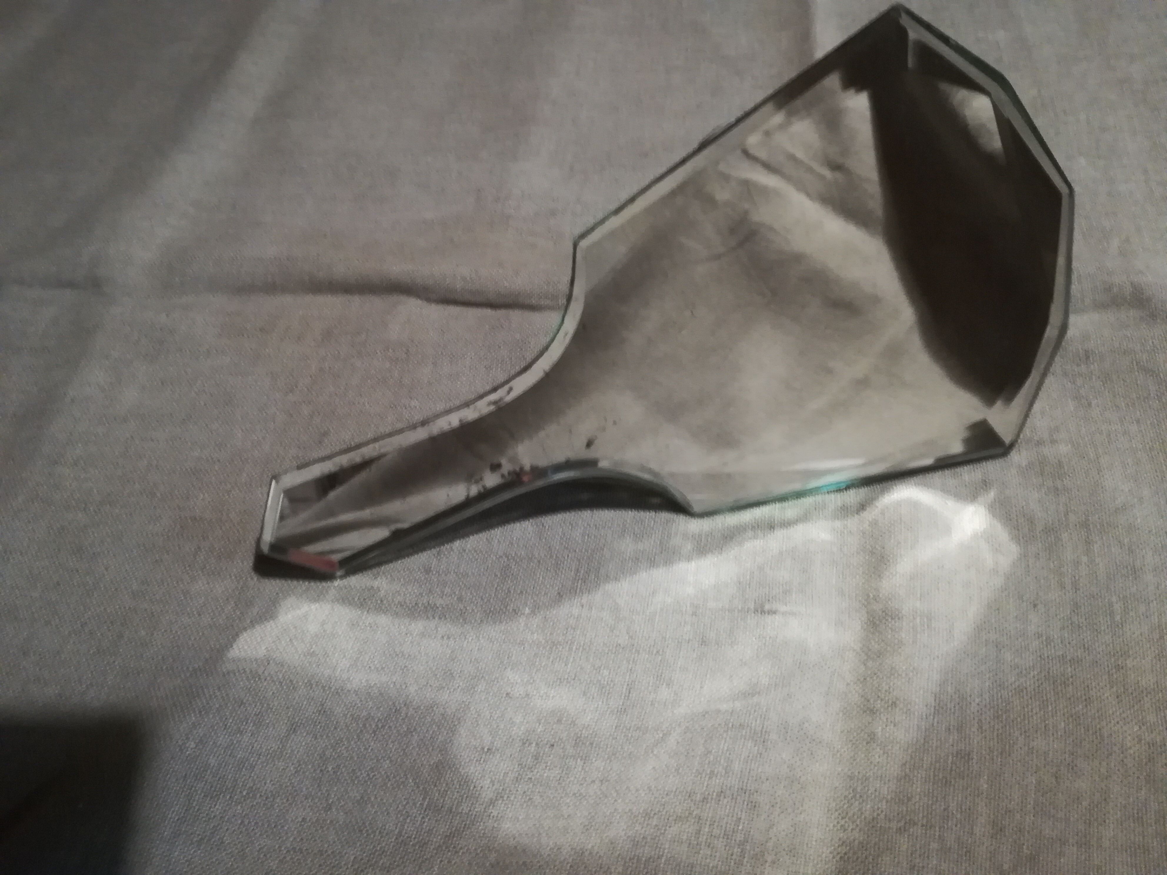 Hand-to-hand mirror - 25x14cm