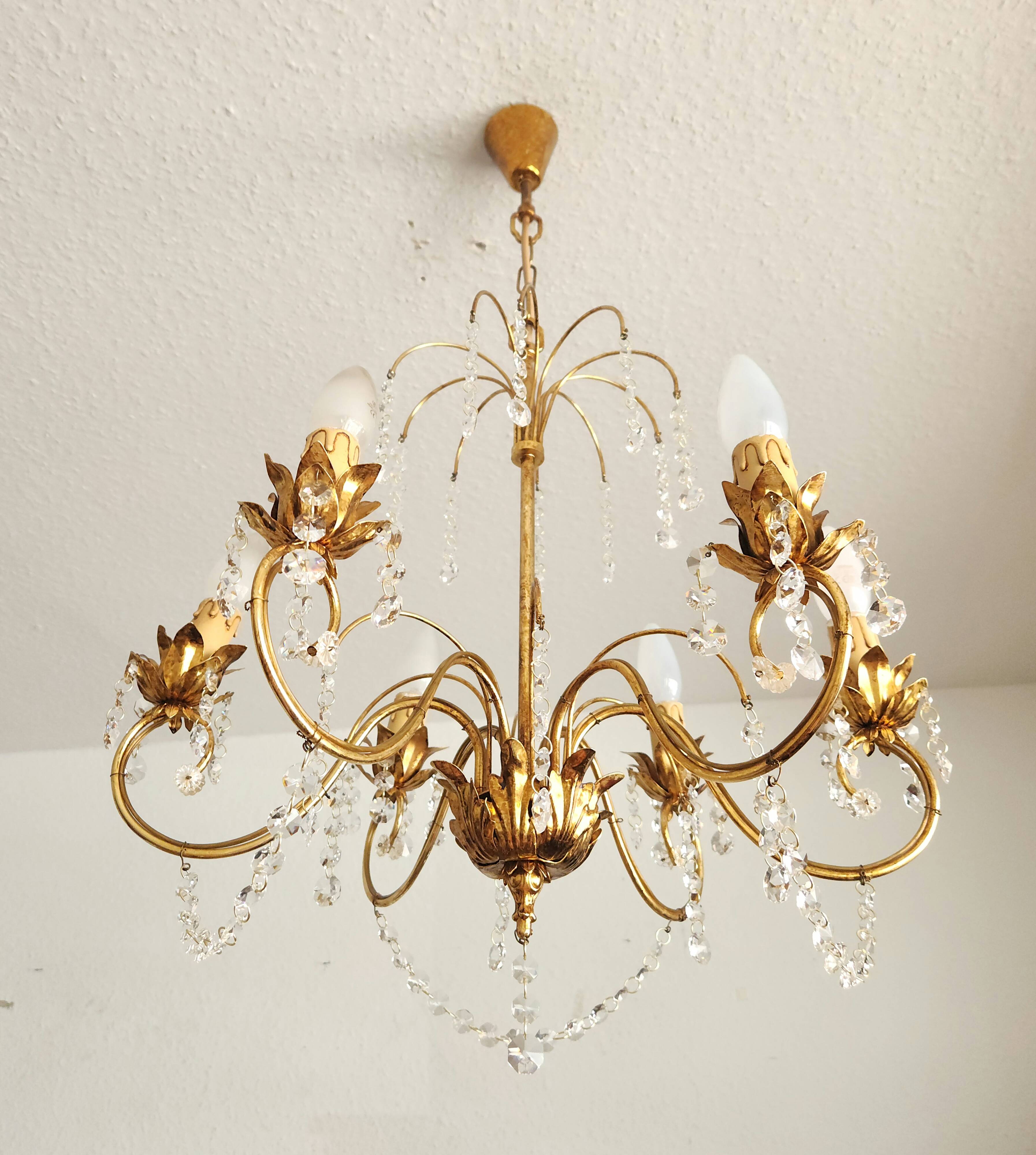 Messing doré lustre à 6 lumières lampe cristal cascade 1950-1970