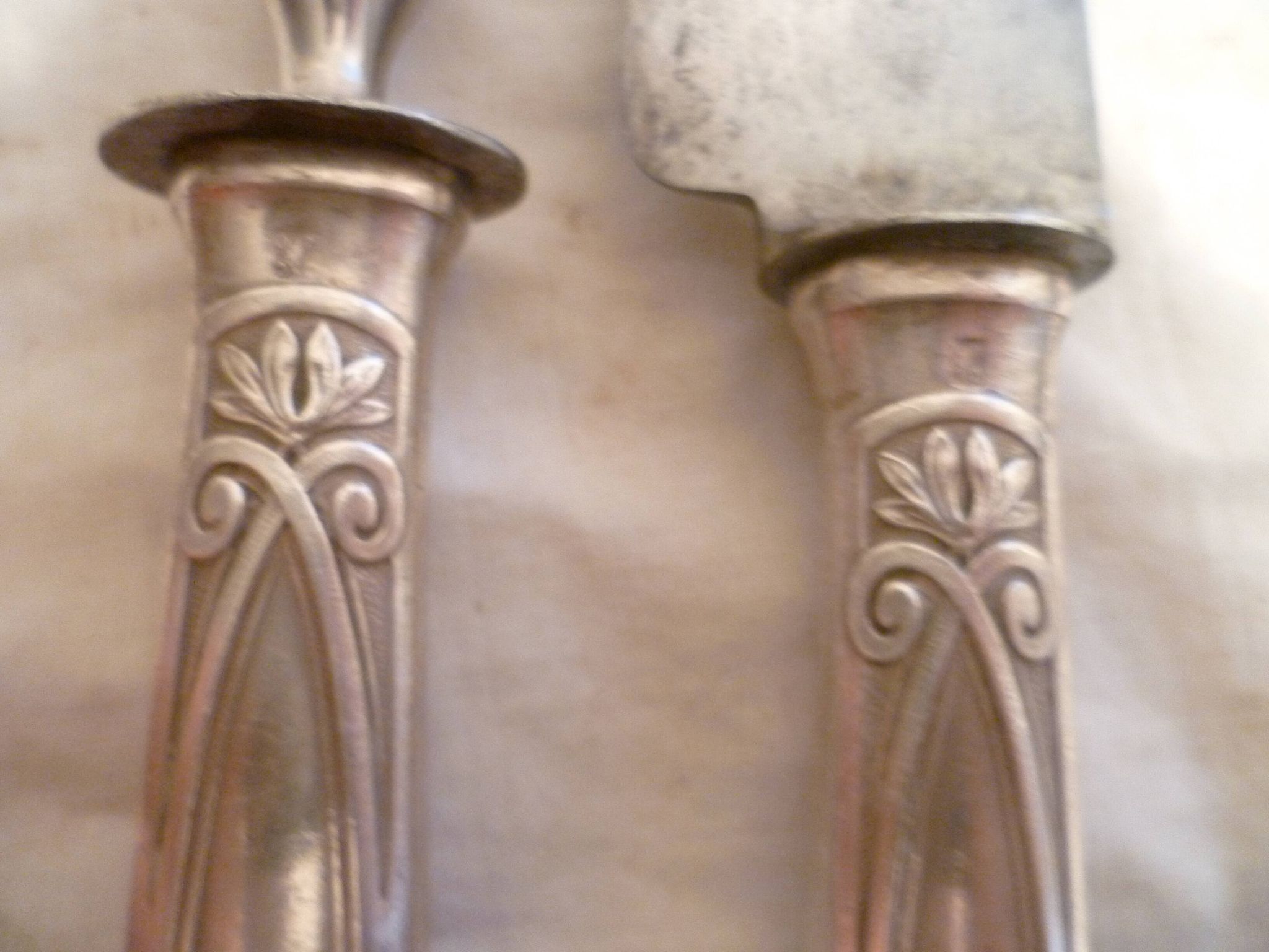 Cutlery for cutting meat in silver plated art nouveau style jugenstyl